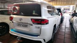 تويوتا لاندكروزر